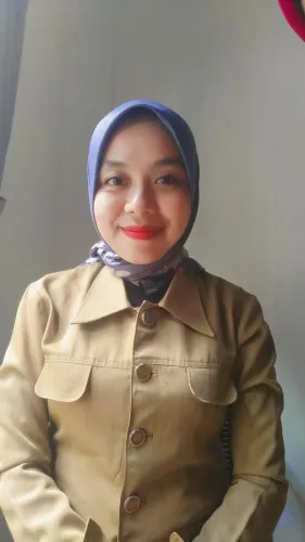 Emilya Handayani
